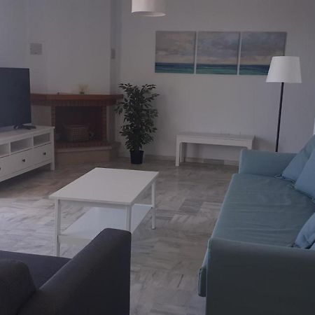 Apartment In Costa Del Sol With Large Terrace For 9 People Rincón de la Victoria Dış mekan fotoğraf