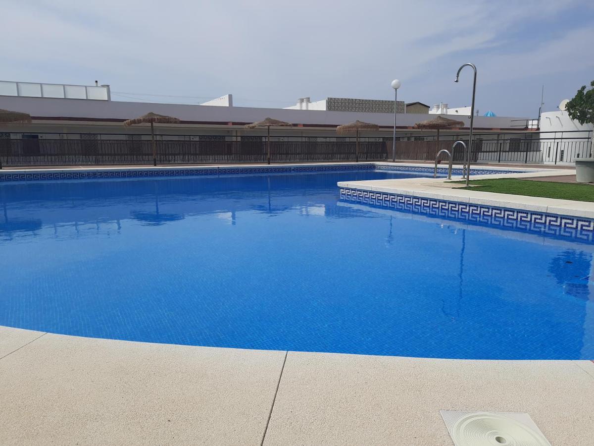 Apartment In Costa Del Sol With Large Terrace For 9 People Rincón de la Victoria Dış mekan fotoğraf